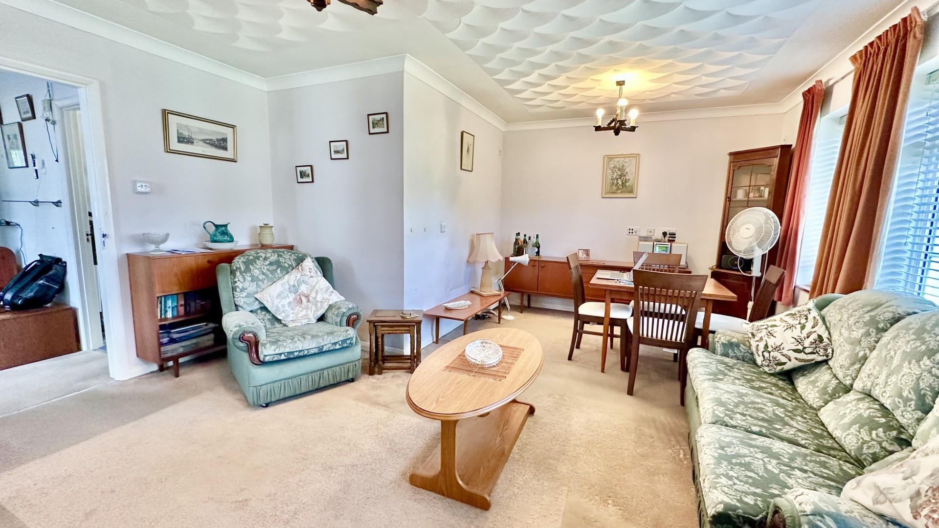 3 bed property in Willowbed Walk, Hastings